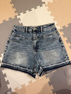 NWOT High-Rise Washed Blue Denim Jean Shorts
